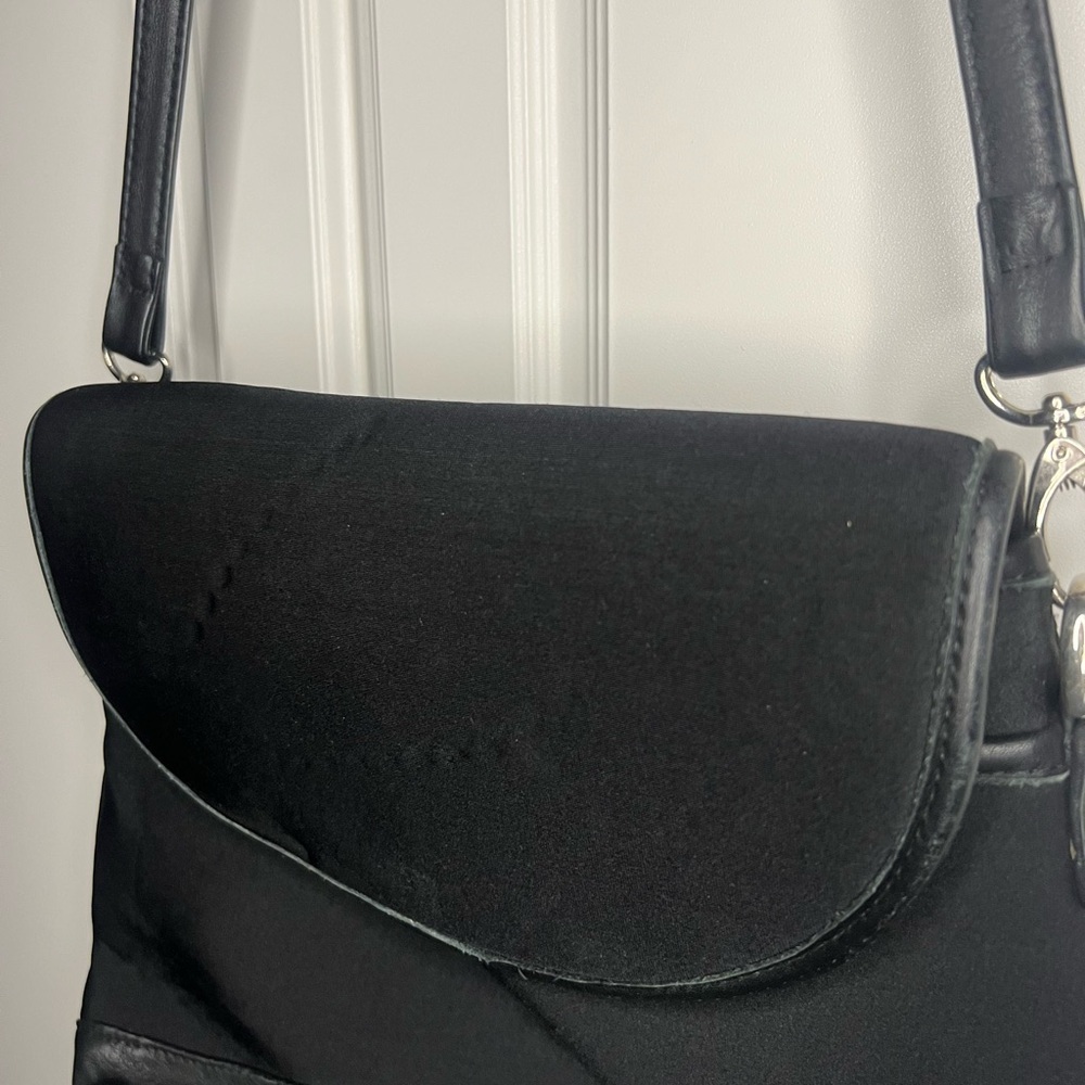 Franklin Covey Microfiber Napa Leather Shoulder Bag - Picture 2 of 10